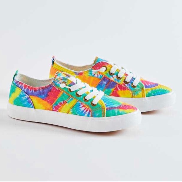 Altar'd State Shoes - ALTAR’D STATE TIE DYE SNEAKERS SIZE 8